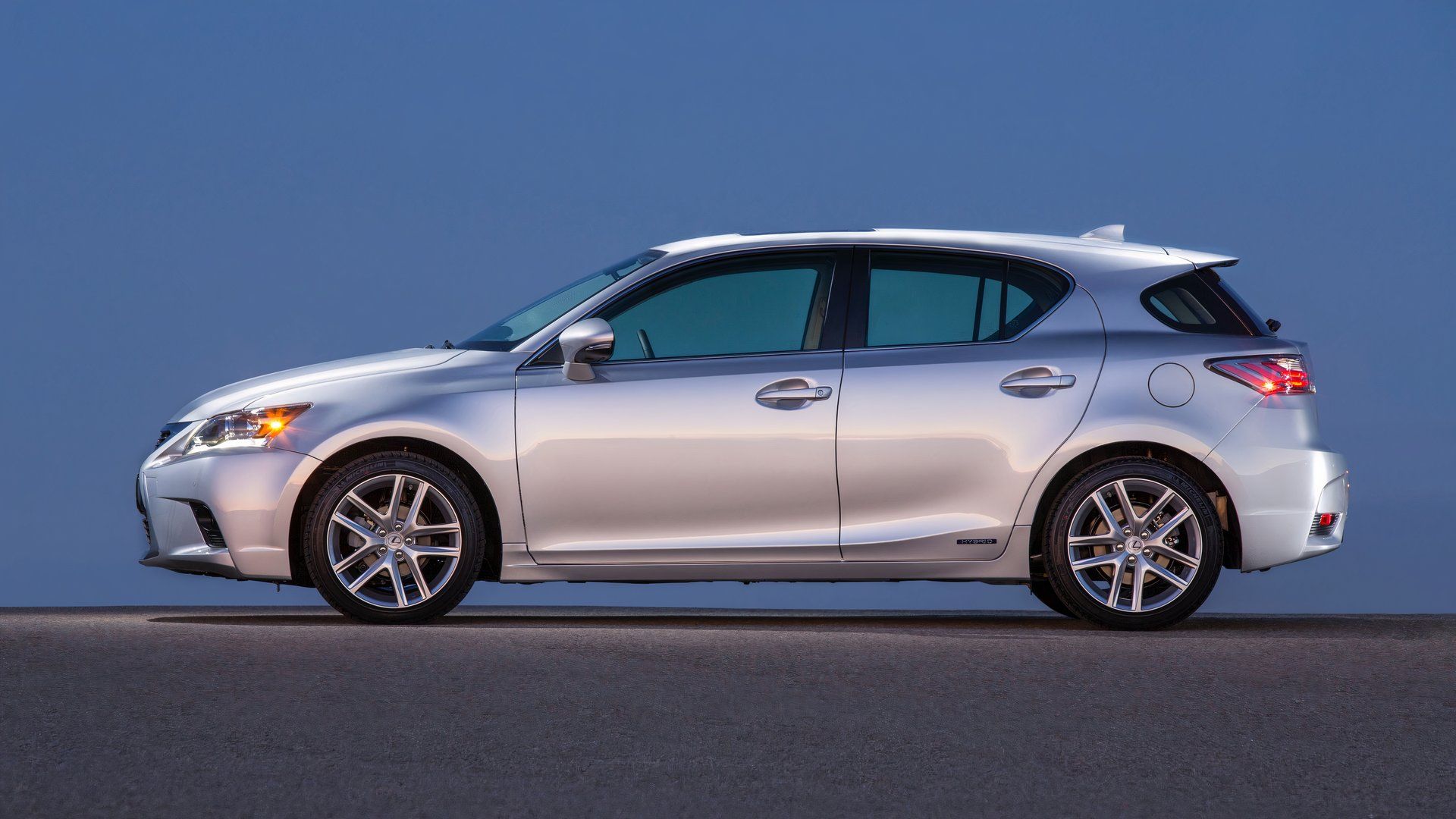 Lexus CT 200h | TopSpeed