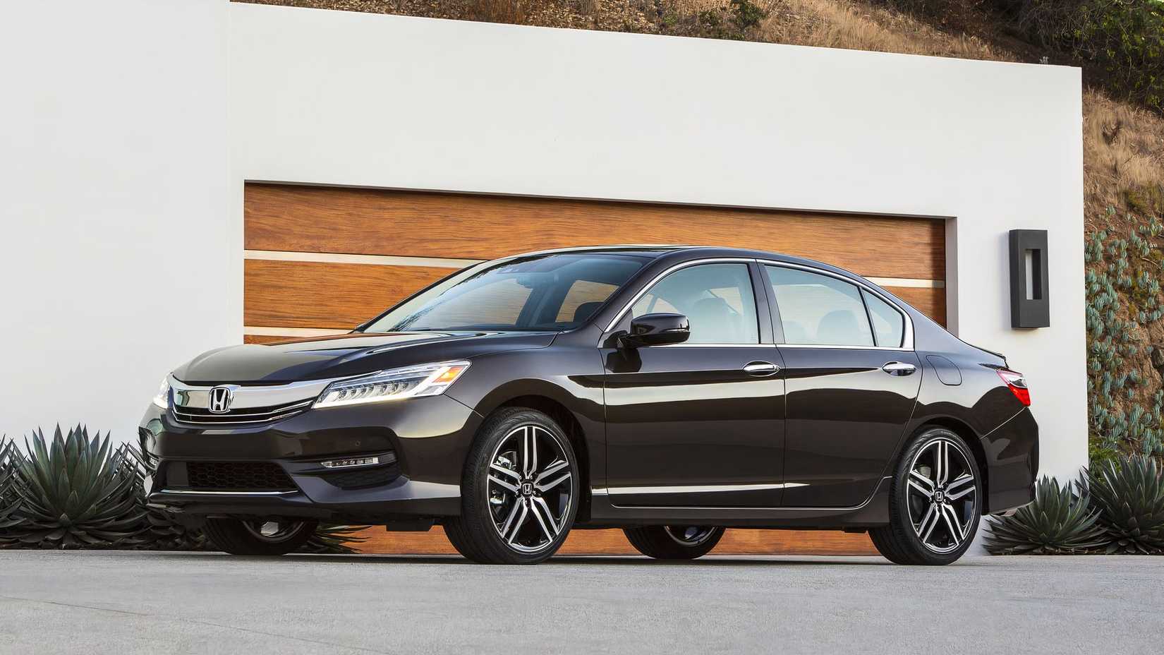 2016 Honda Accord Sedan-1