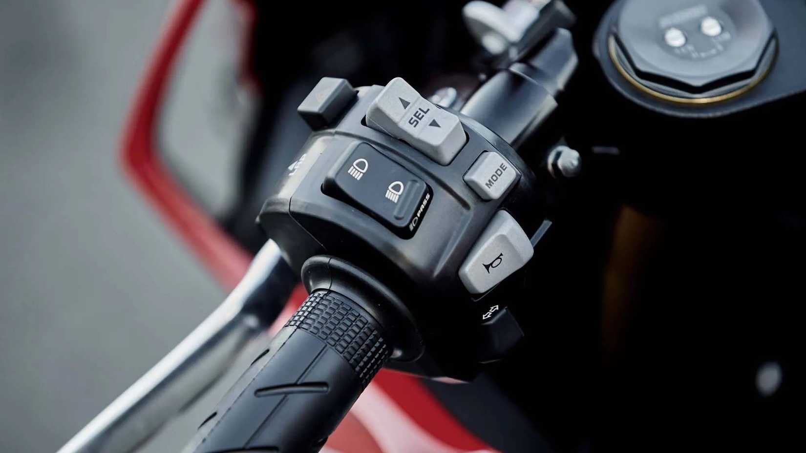 2017 Honda CBR1000RR Switchgear