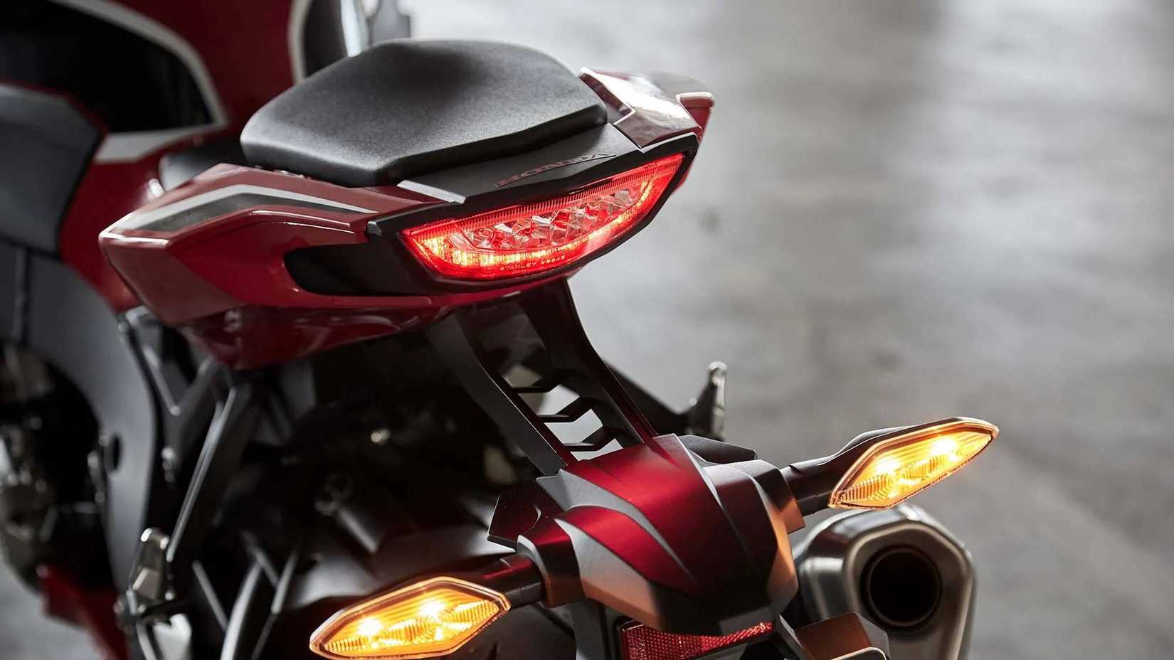 Lâmpada traseira Honda CBR1000RR 2017