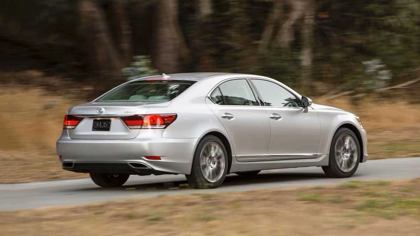 Prata 2017 Lexus LS (2)