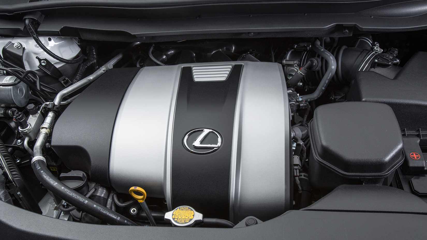 2018 Lexus RX 350 close-up of the engine