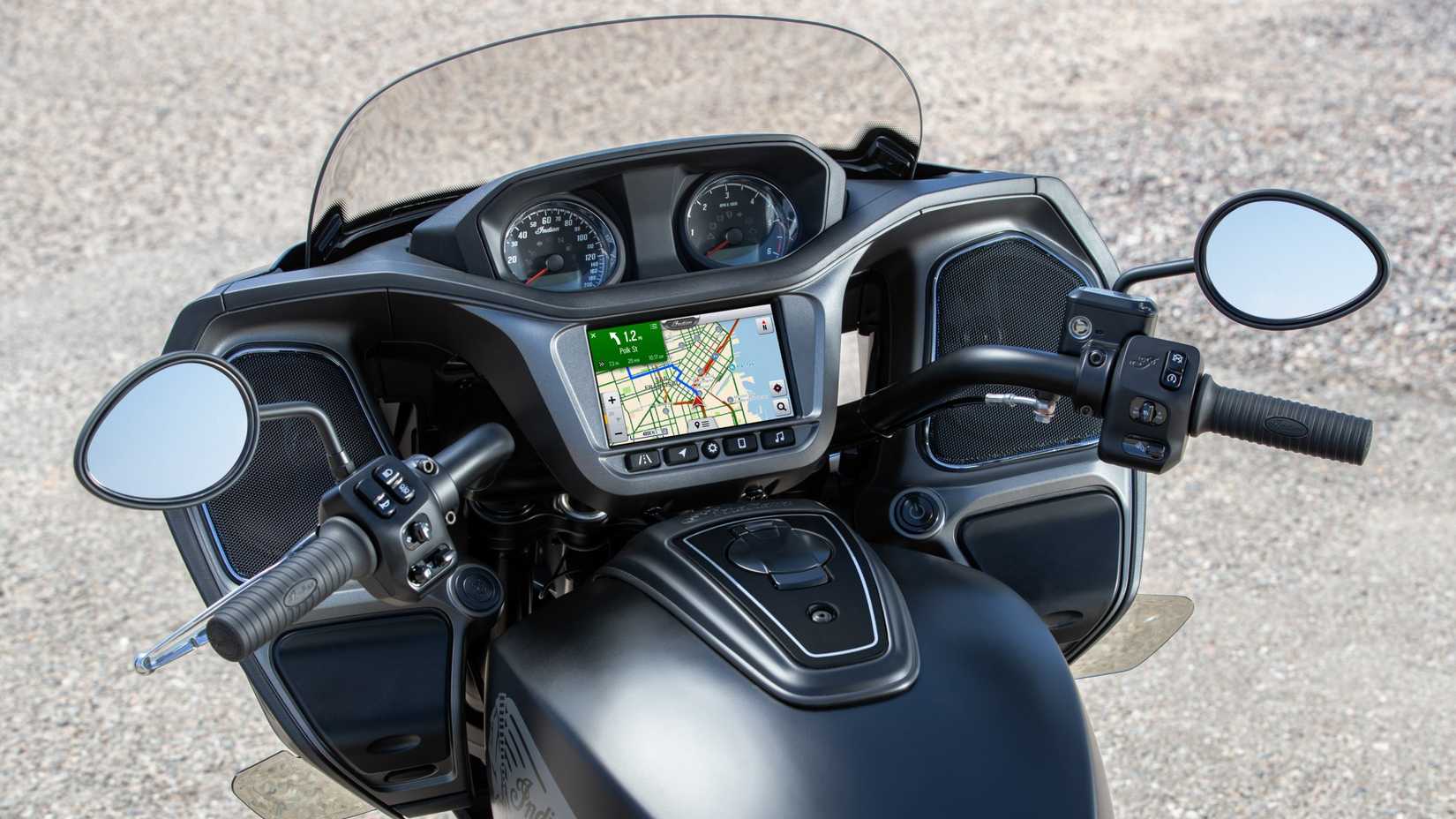 2025 Indian Challenger cockpit view