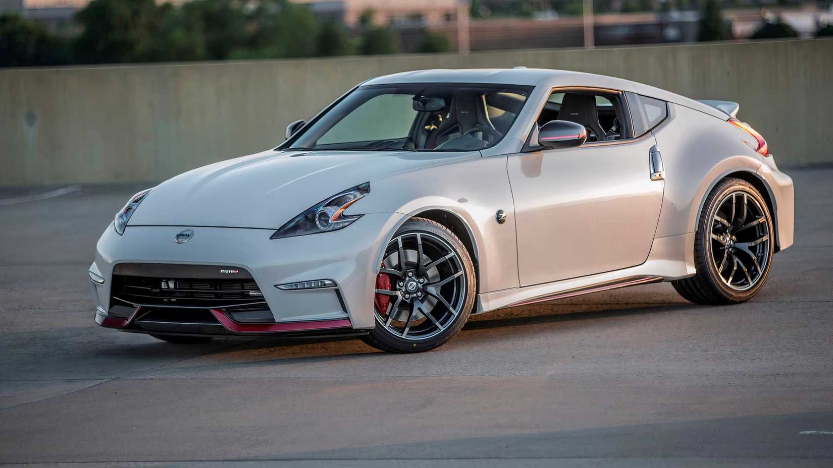 2020 Nissan 370Z NISMO Lado