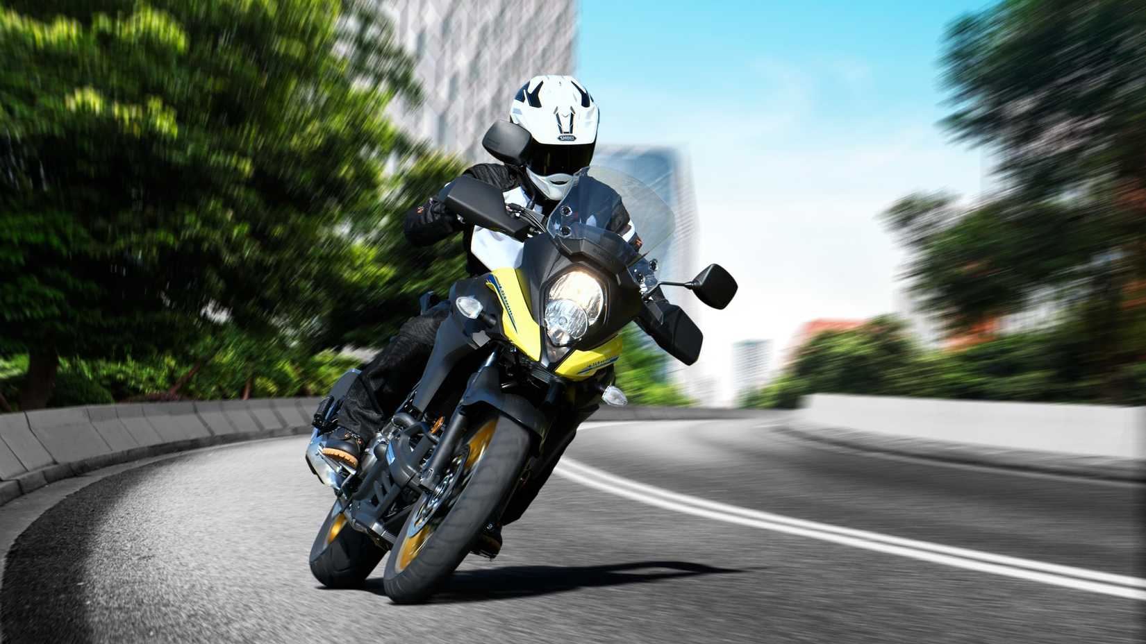 2024 Suzuki V-Strom 650XT Ação Dianteira