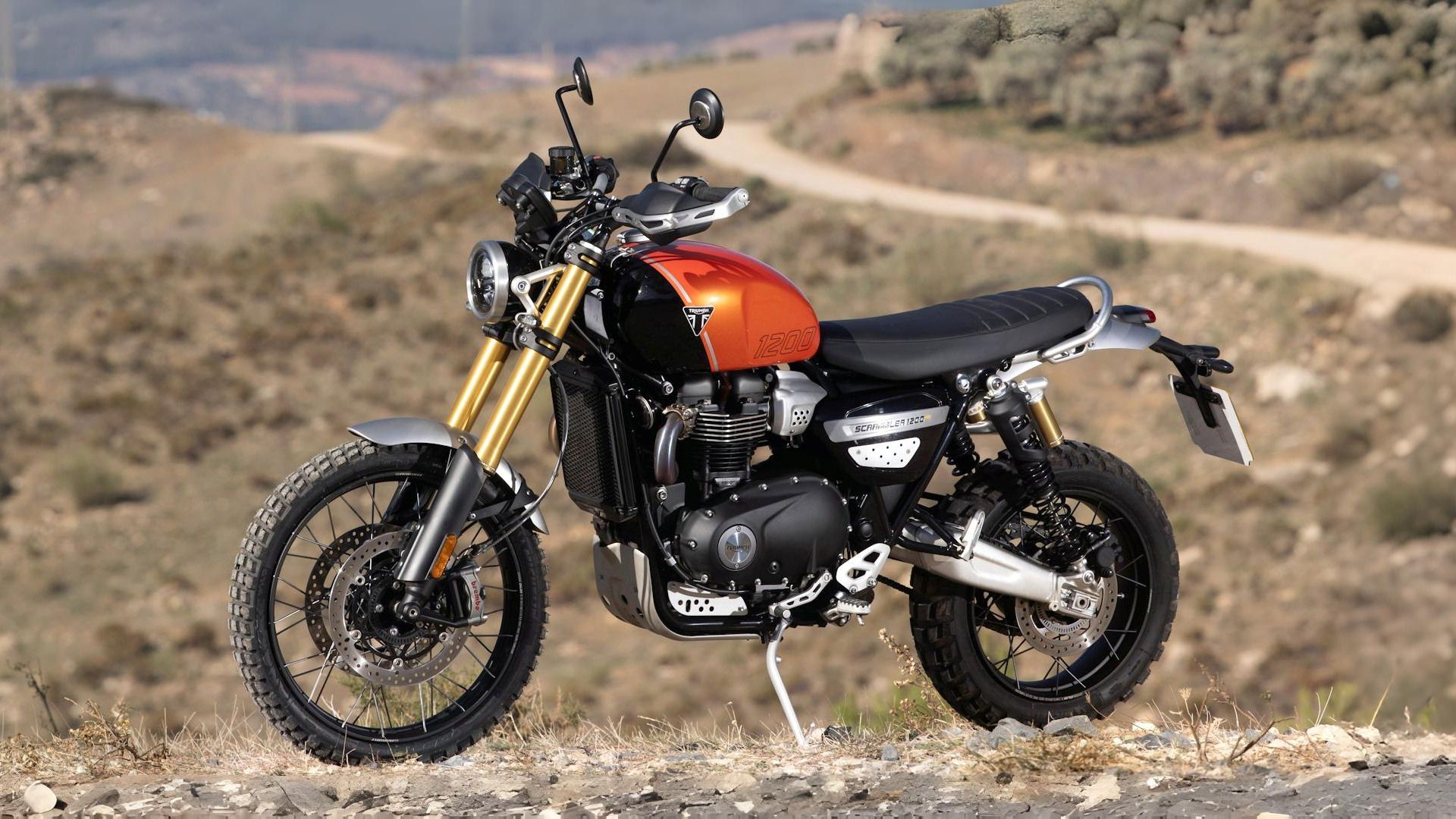 How The Triumph Scrambler Can Handle Twisties and Trails Like a Pro