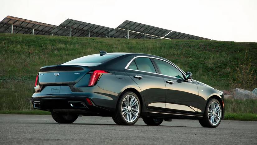 2025 Cadillac CT4, rear 3.4