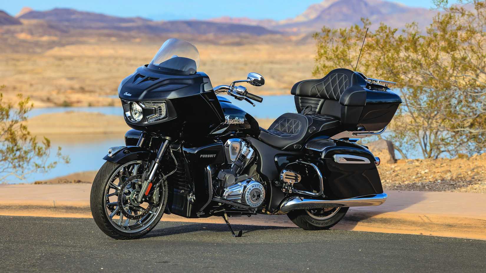 2025 Indian Pursuit Limited static front quarter shot