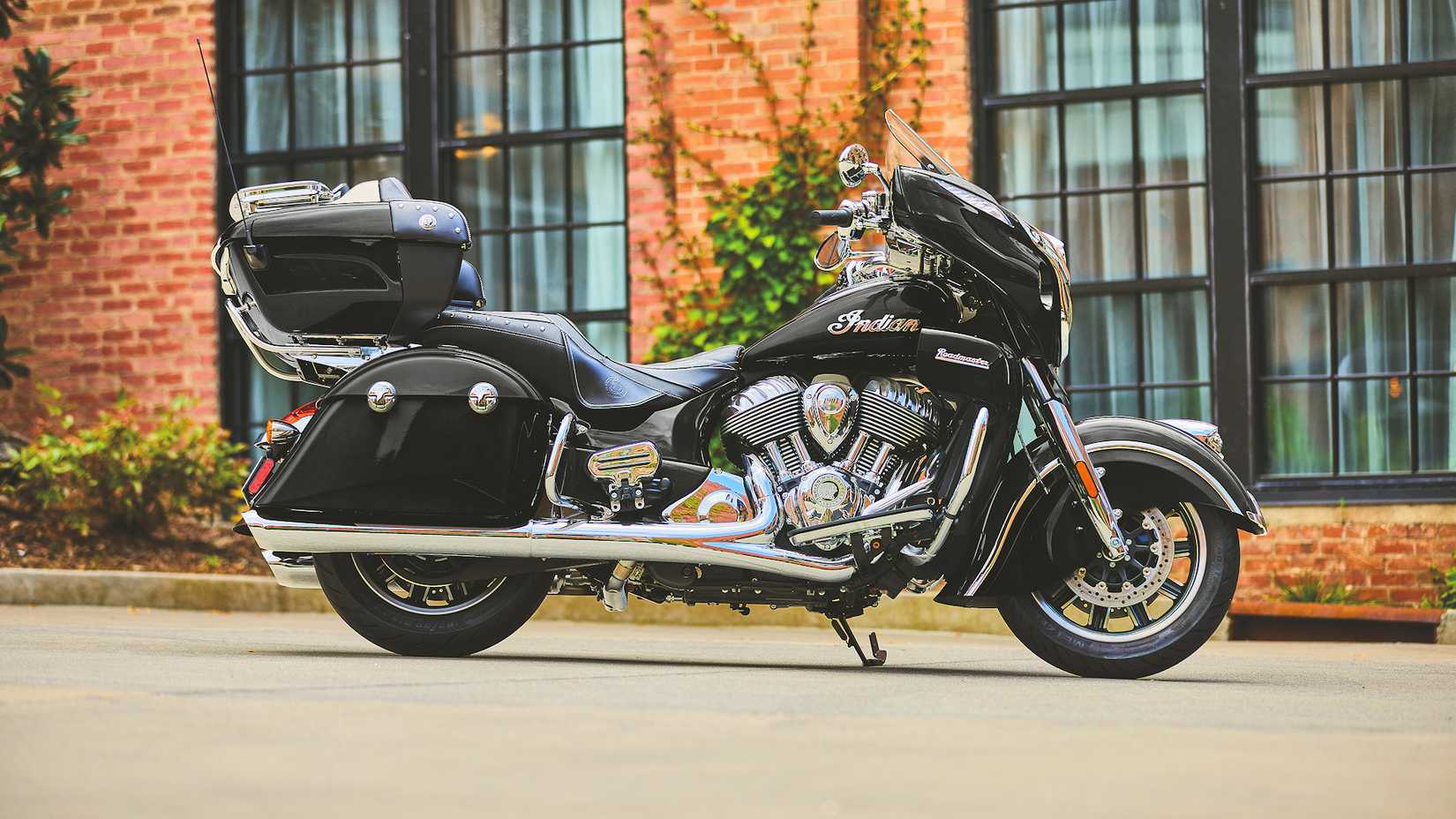2025 Indian Roadmaster static profile shot