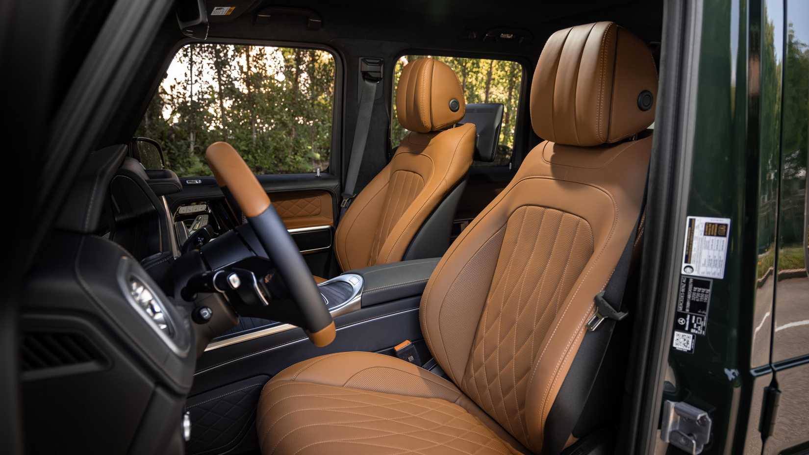 2025_MercedesBenz_G550_58