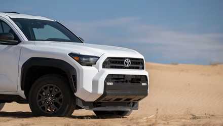 2025 Toyota 4Runner SR5 front end