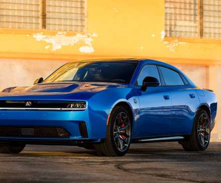 2026 Dodge Charger Sedan Ângulo Dianteiro