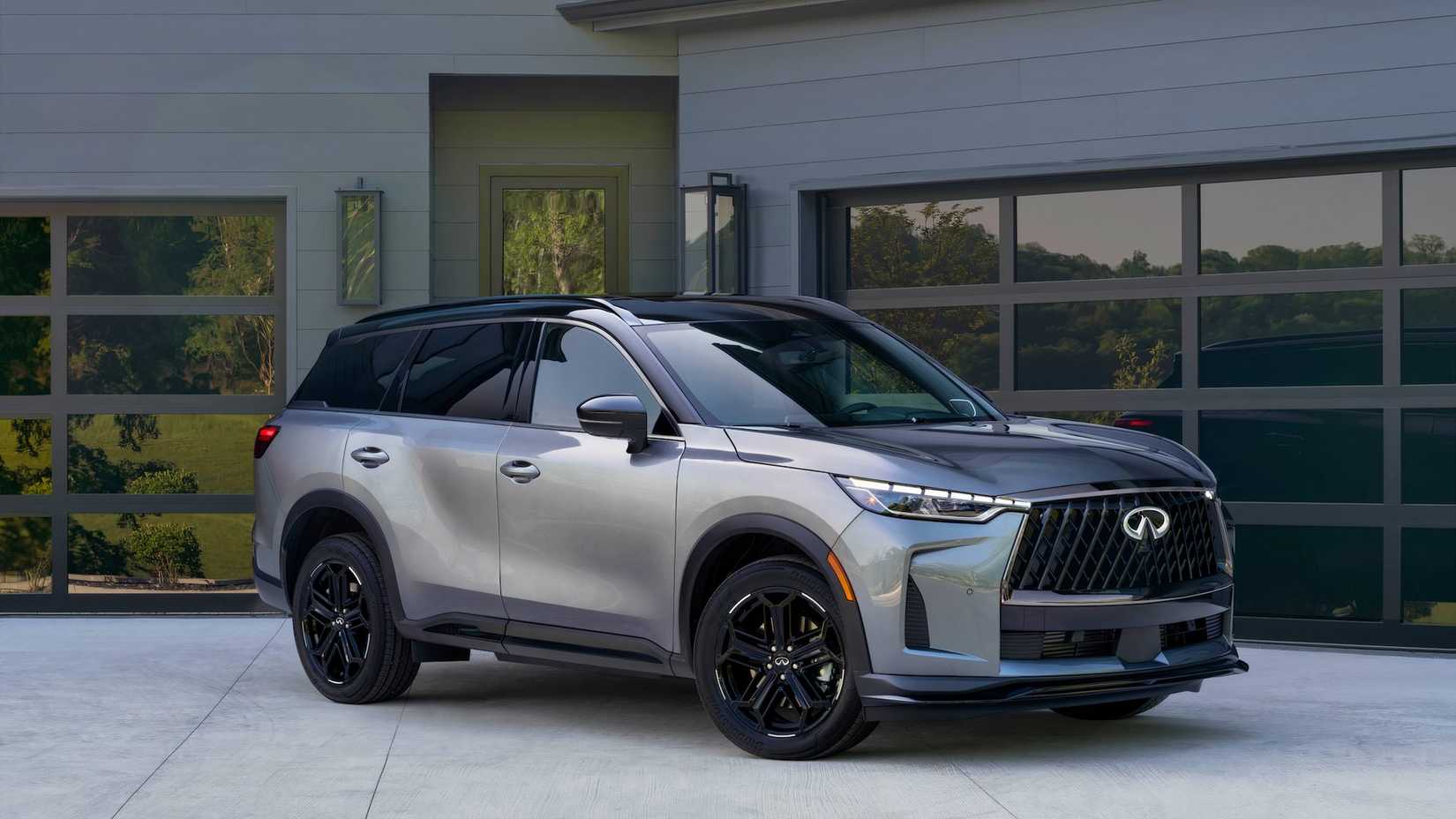 2026 Infiniti QX60 sport model side