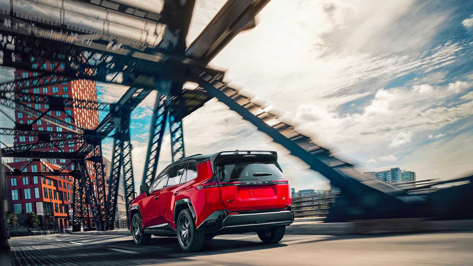 2026 Toyota RAV4 GR Sport traseiro