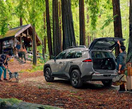 2026 Toyota RAV4 Woodland escotilha