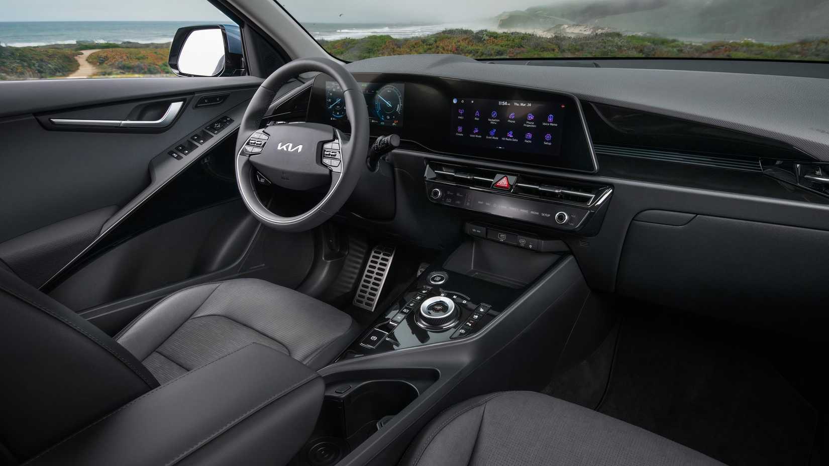 2025 Kia Niro Interior