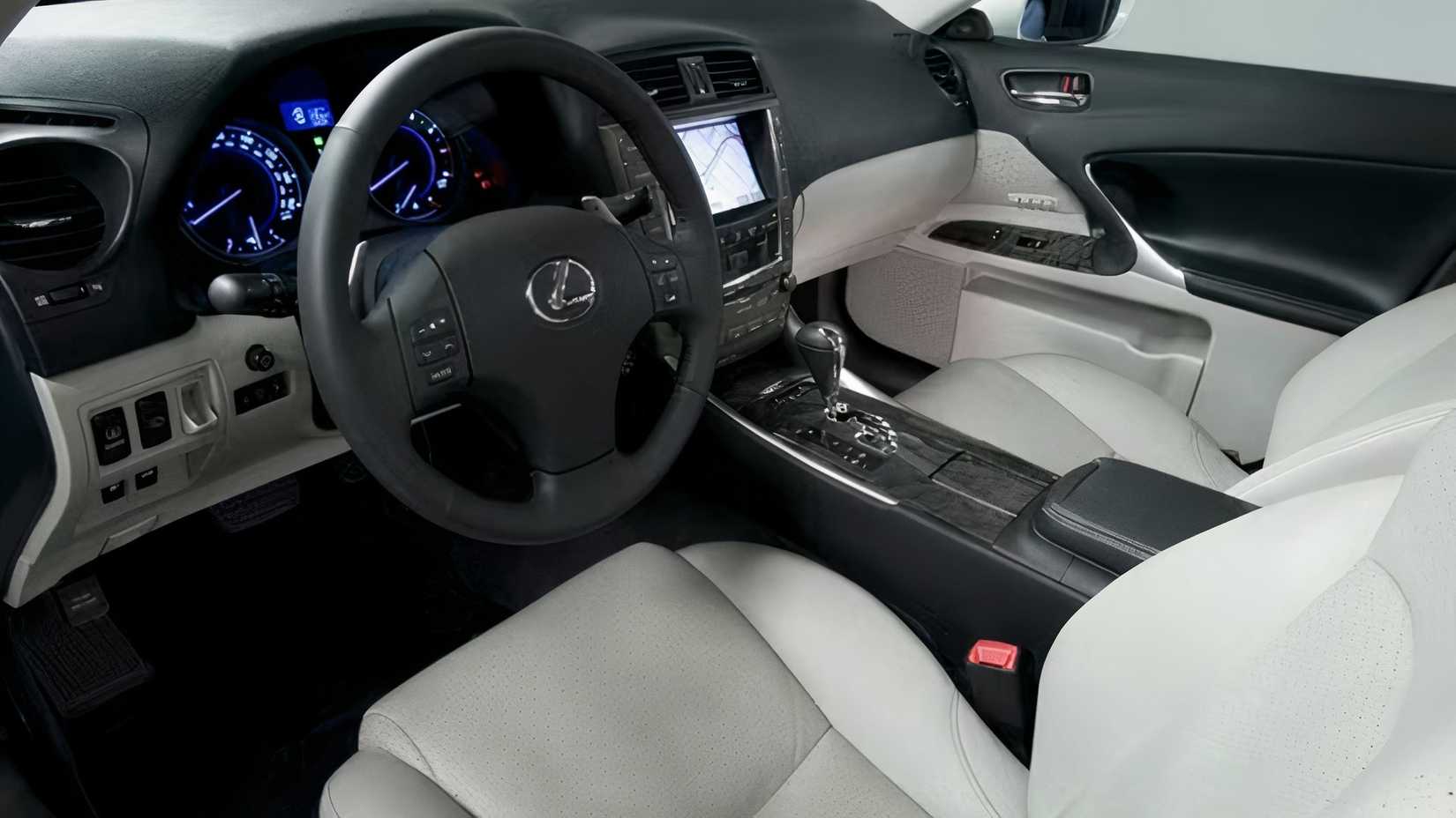 2010 Lexus IS