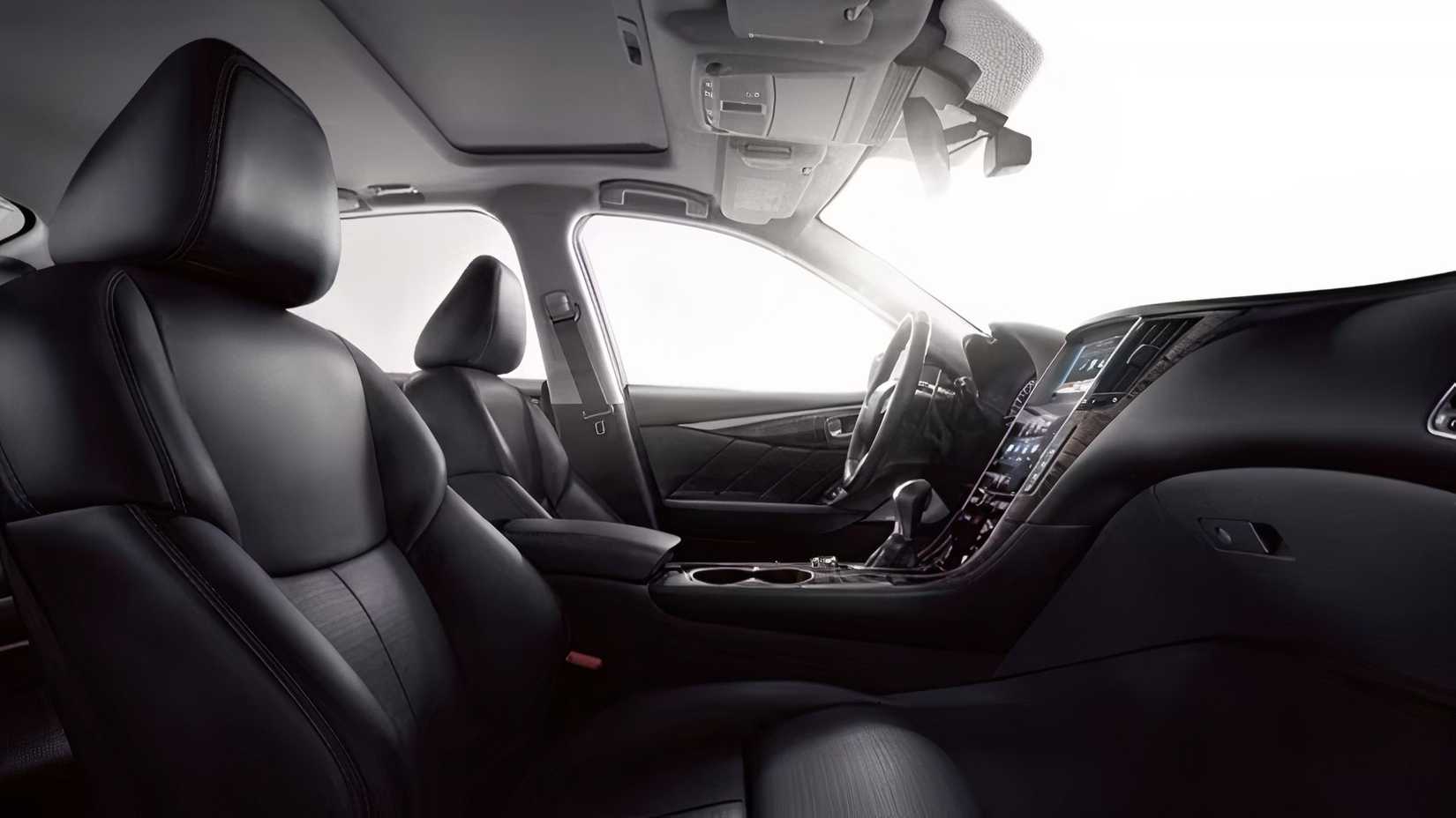 Bancos dianteiros Infiniti Q50 2017