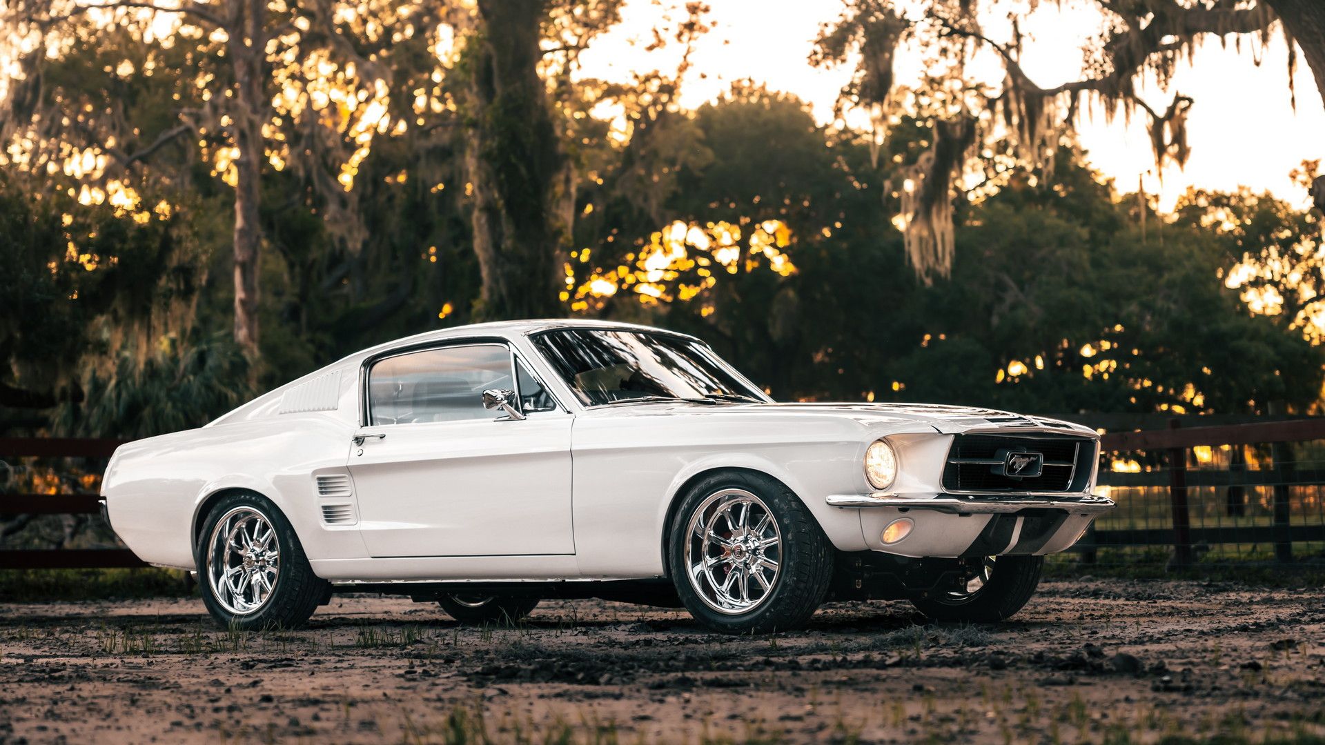 ECD Ford Mustang Restomod (9)