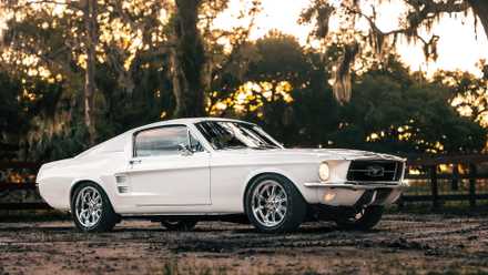 ECD Ford Mustang Restomod (9)