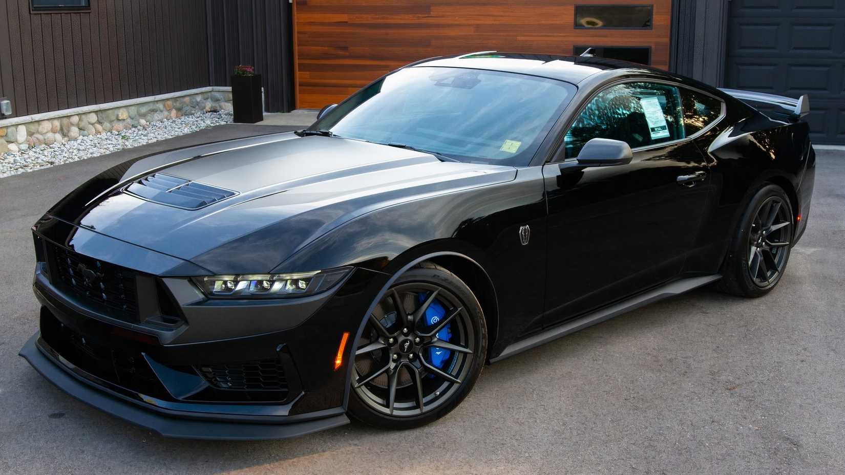 3/4 side view of 2024 Ford Mustang Dark Horse