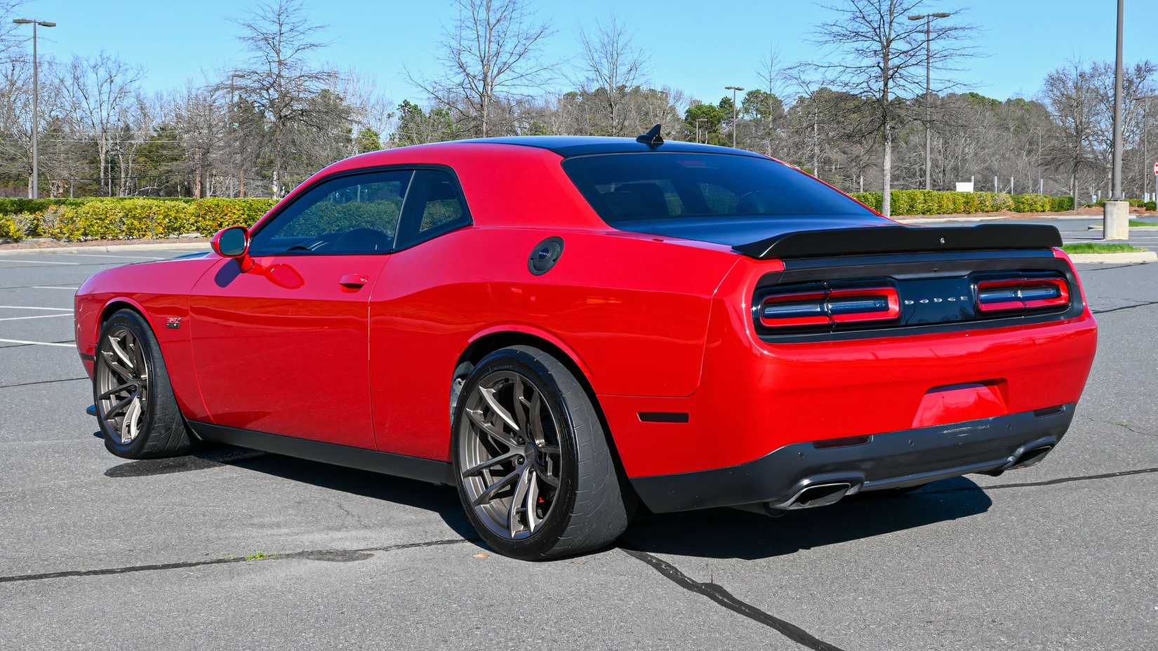 3/4 rear view of 2015 Dodge Challenger SRT 392