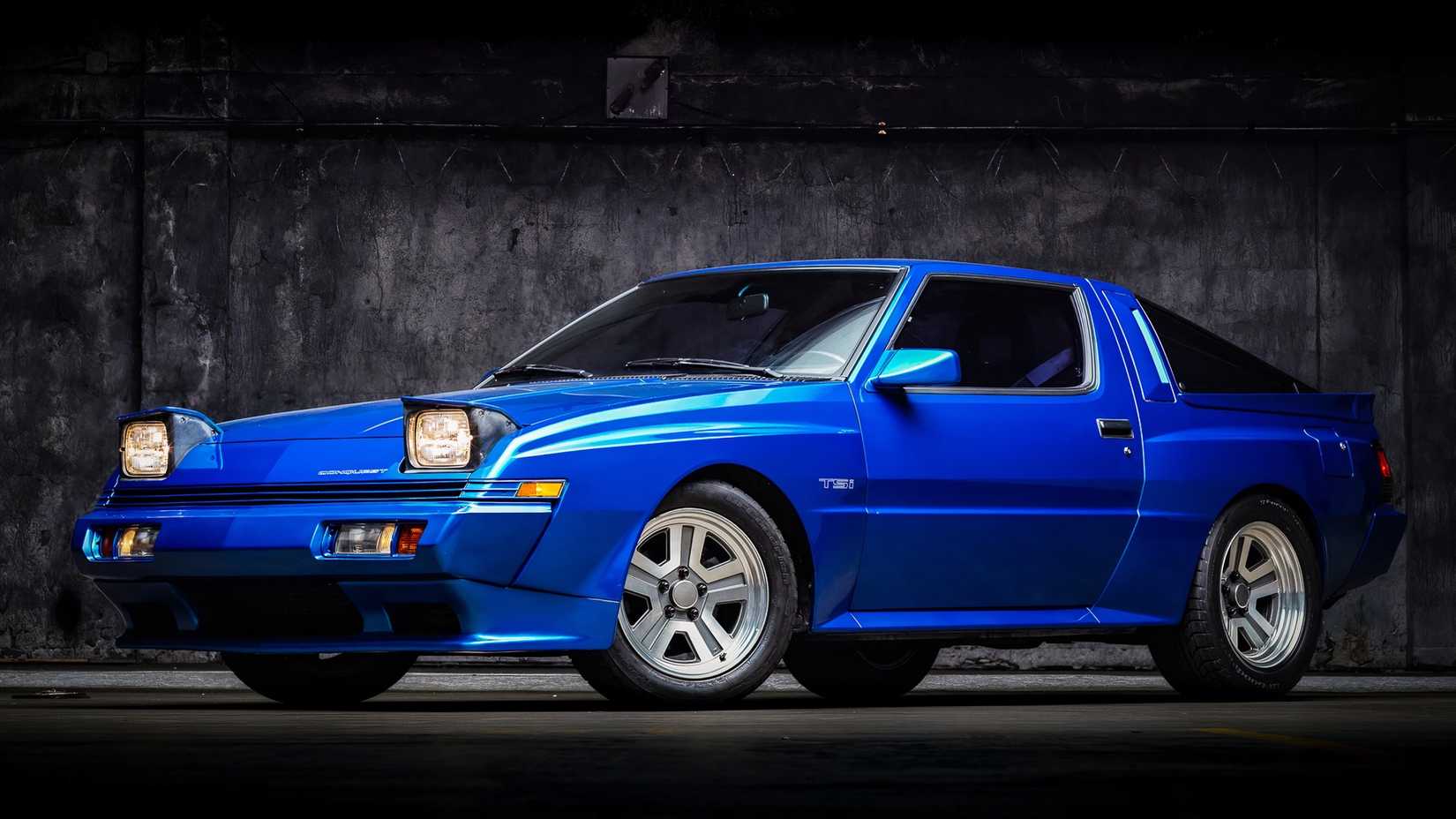 3/4 side view of 1988 Chrysler Conquest TSi