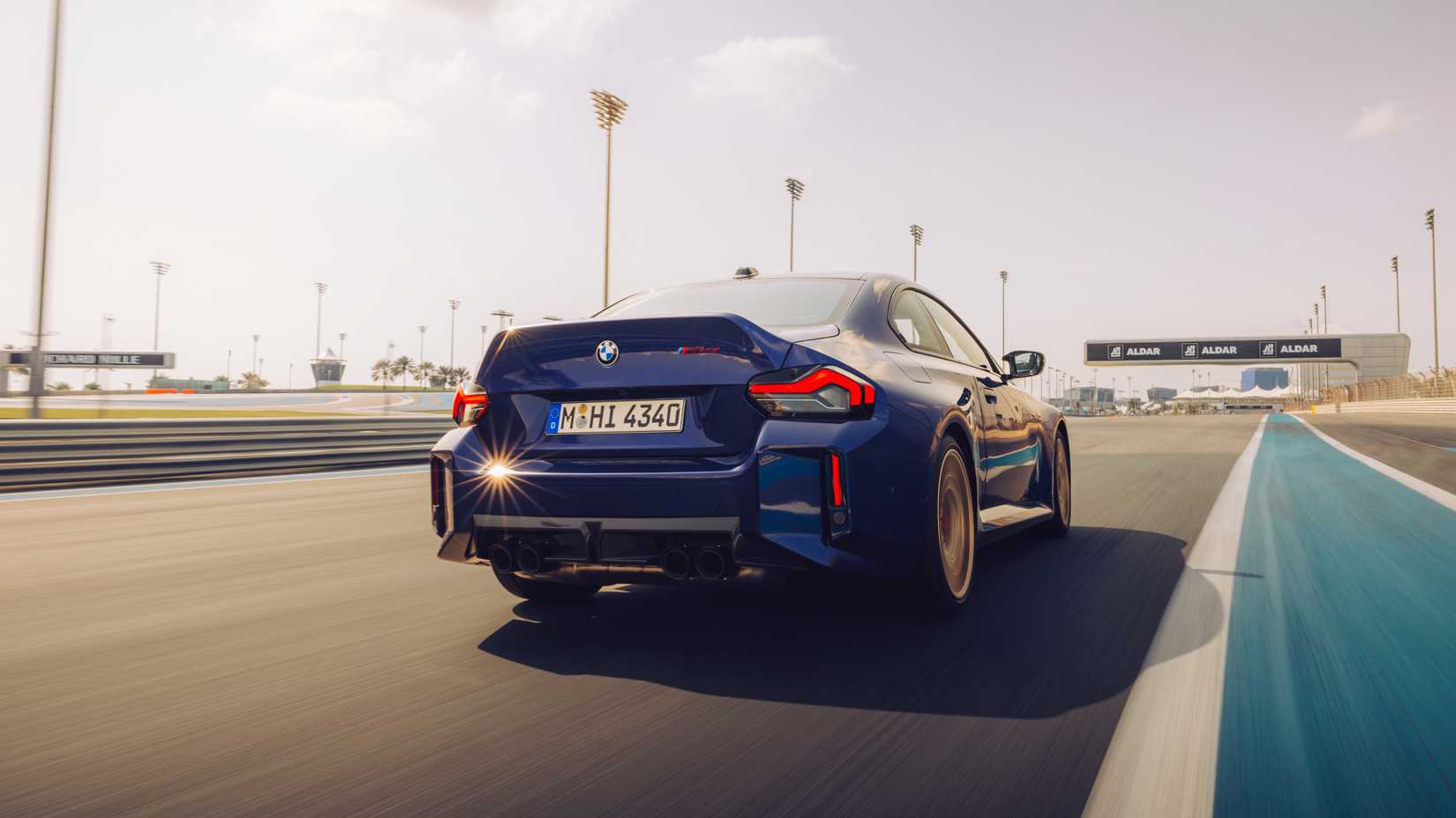 2026 BMW M2 CS traseira