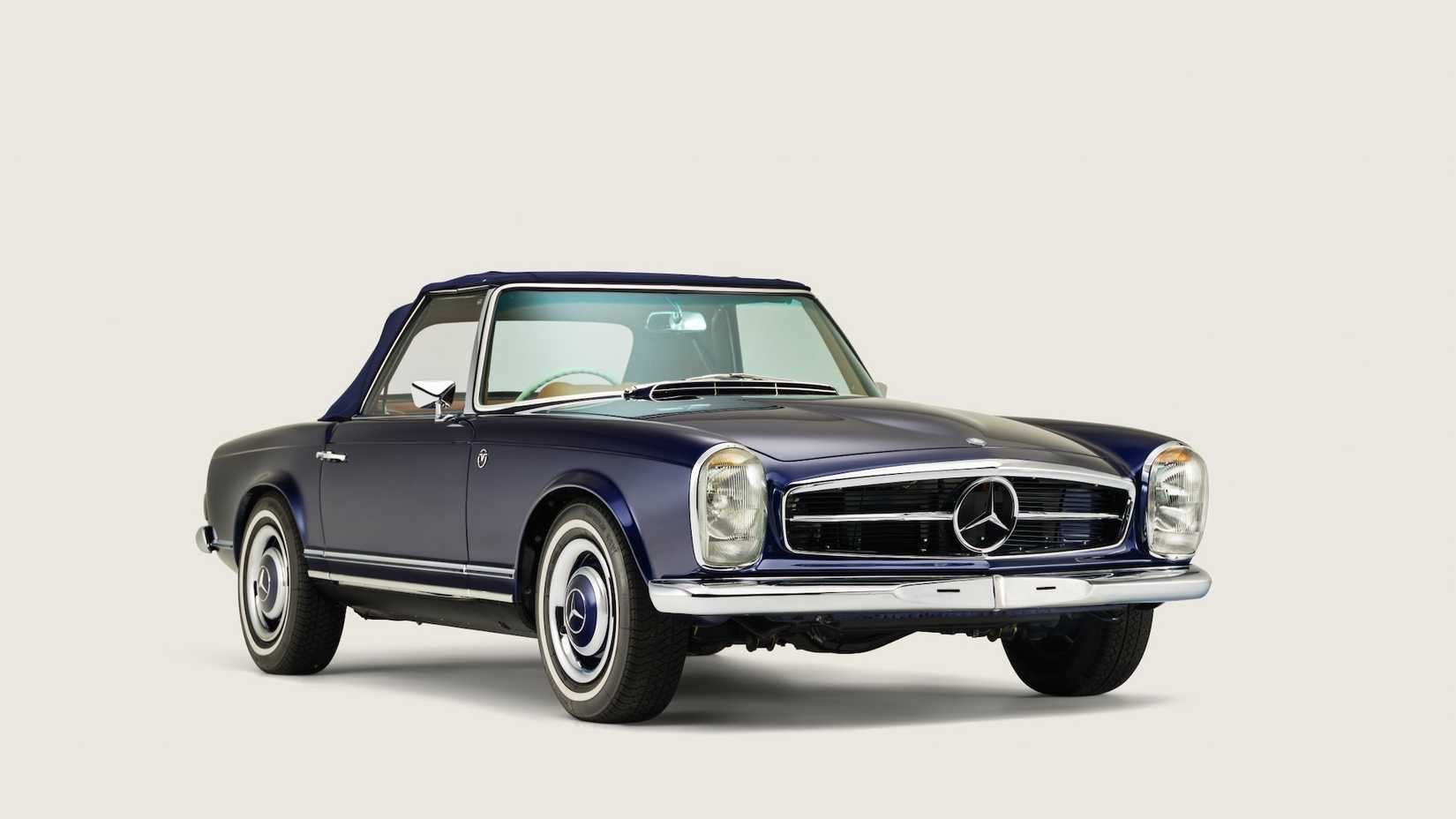 Everrati Mercedes-Benz W113 SL rear