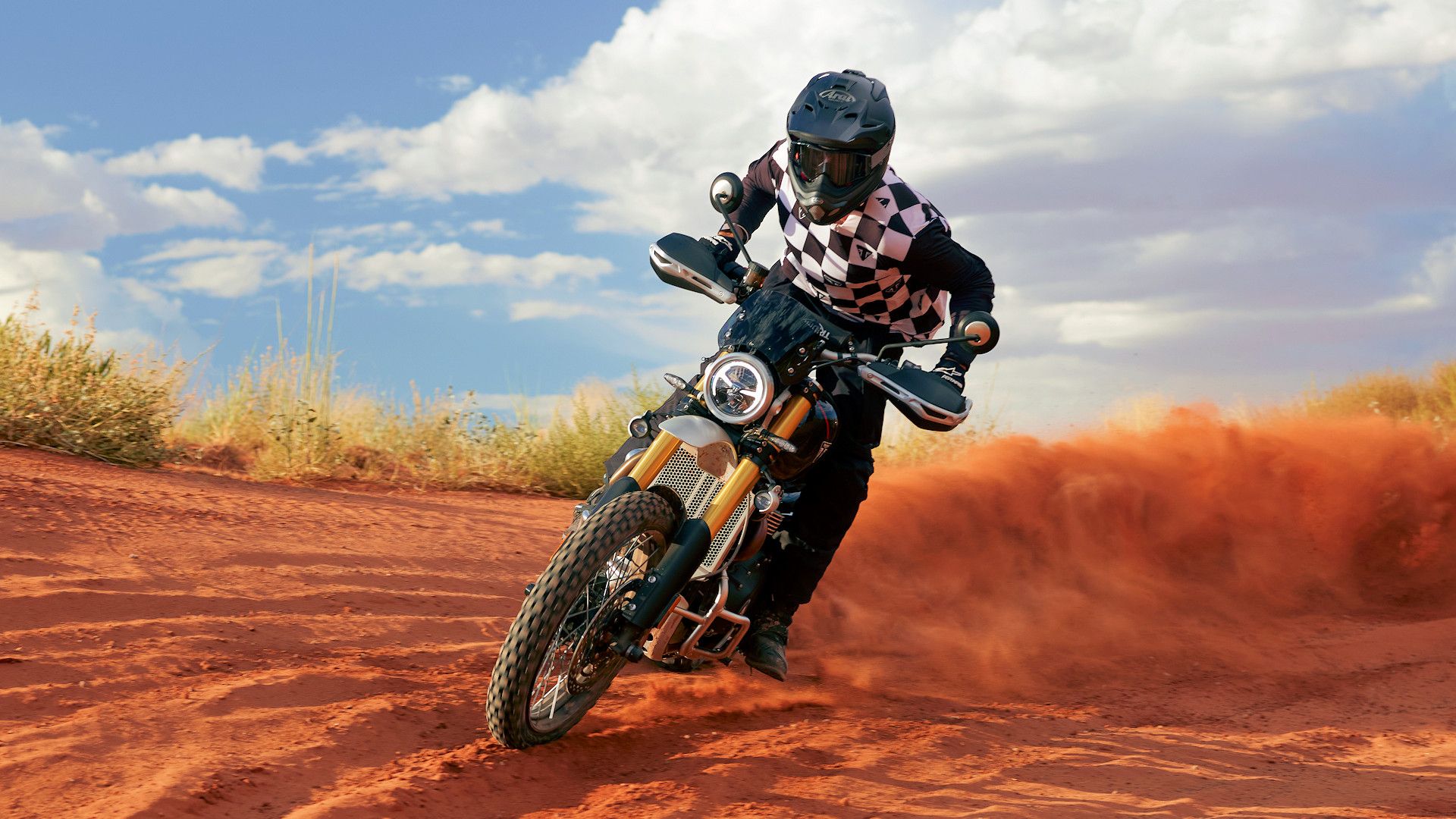 How The Triumph Scrambler Can Handle Twisties and Trails Like a Pro