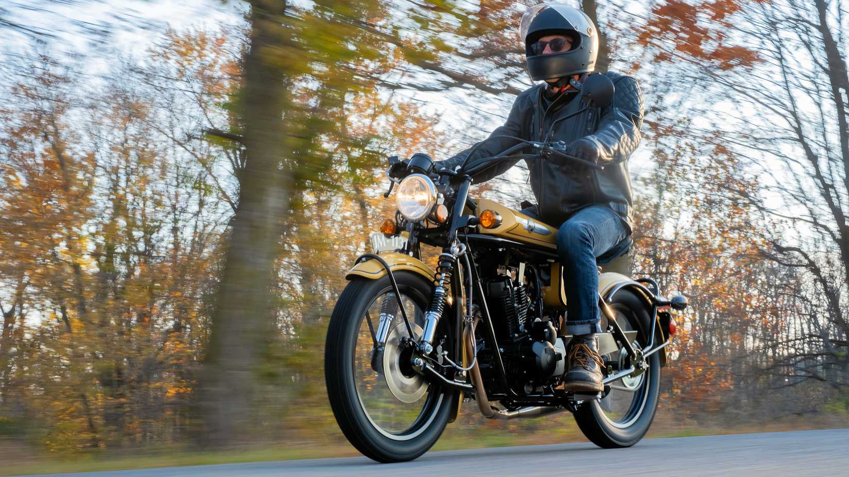 Rider on a 2025 Janus Halcyon 250