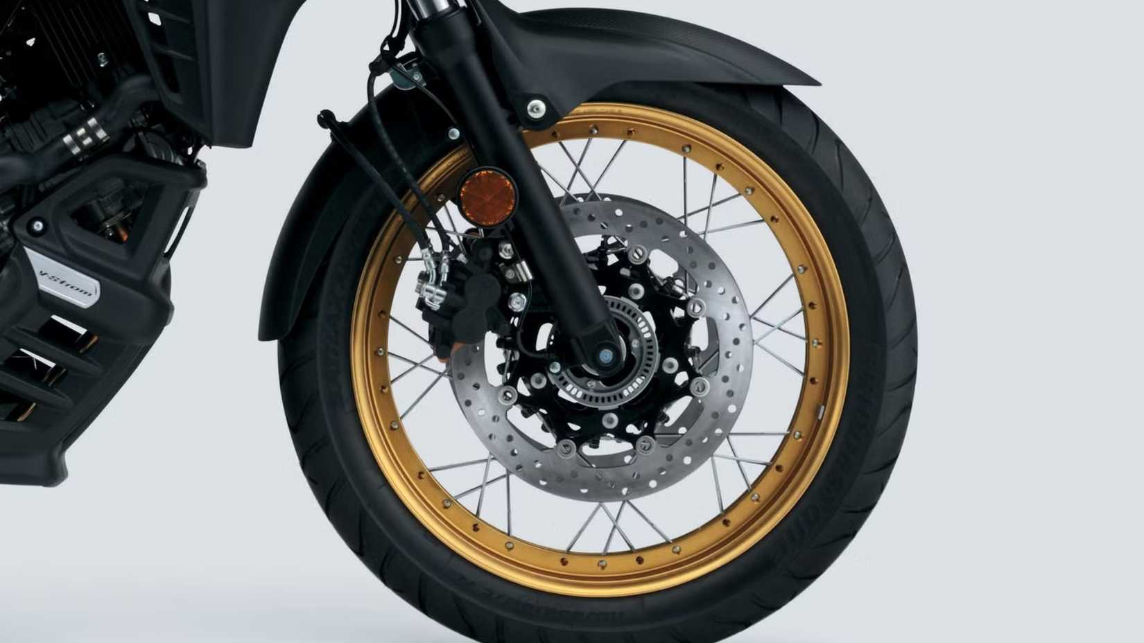 Suzuki V-Strom 650XT front wheel
