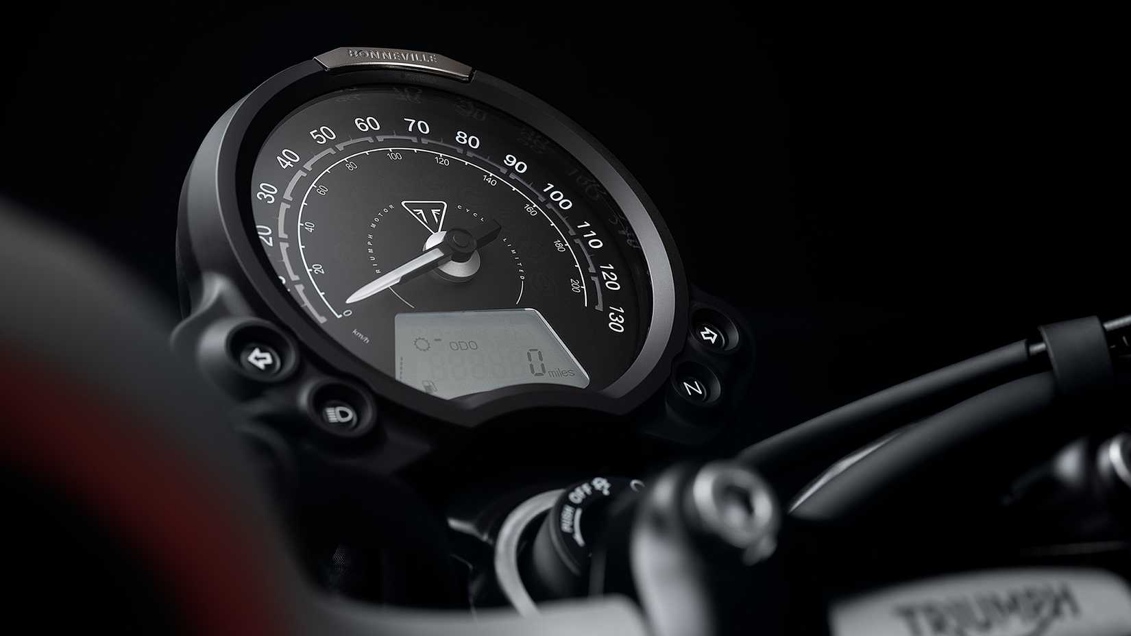 Triumph Instrument Clusters The Perfect Ducati Alternative On A Budget