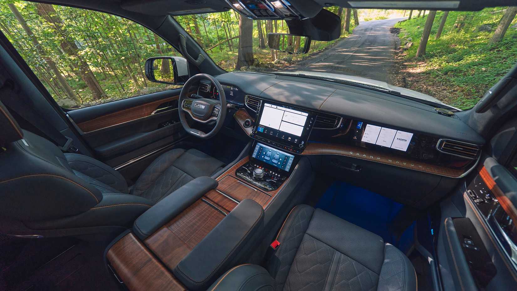2022 Jeep Grand Wagoneer