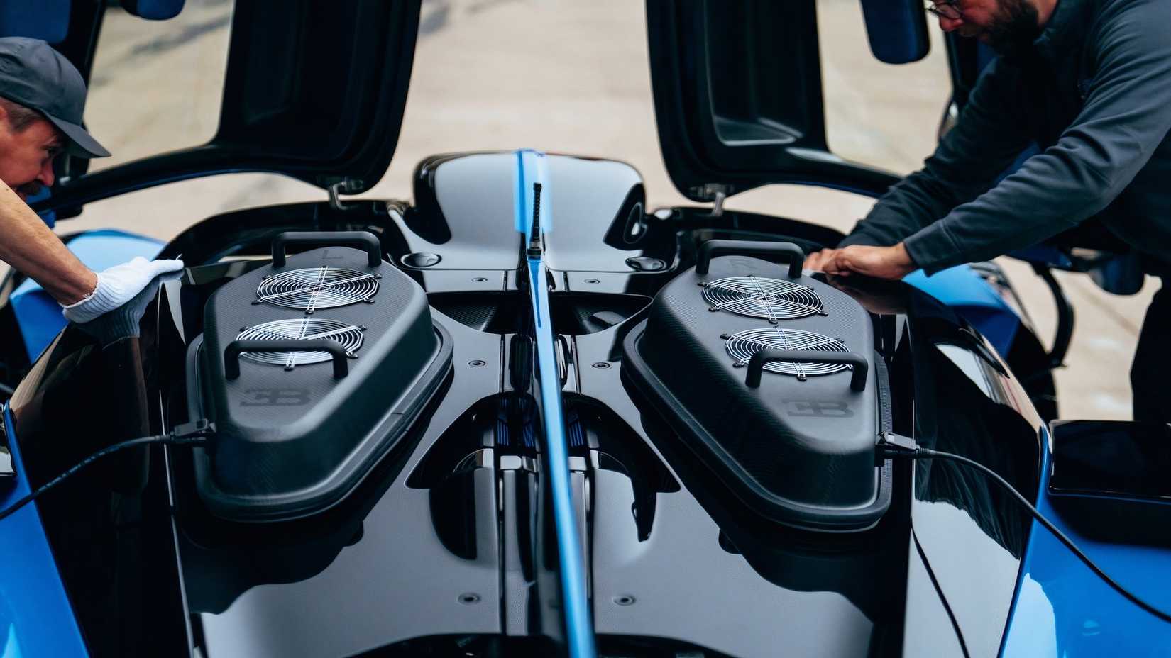 Bugatti Bolide rear and top 