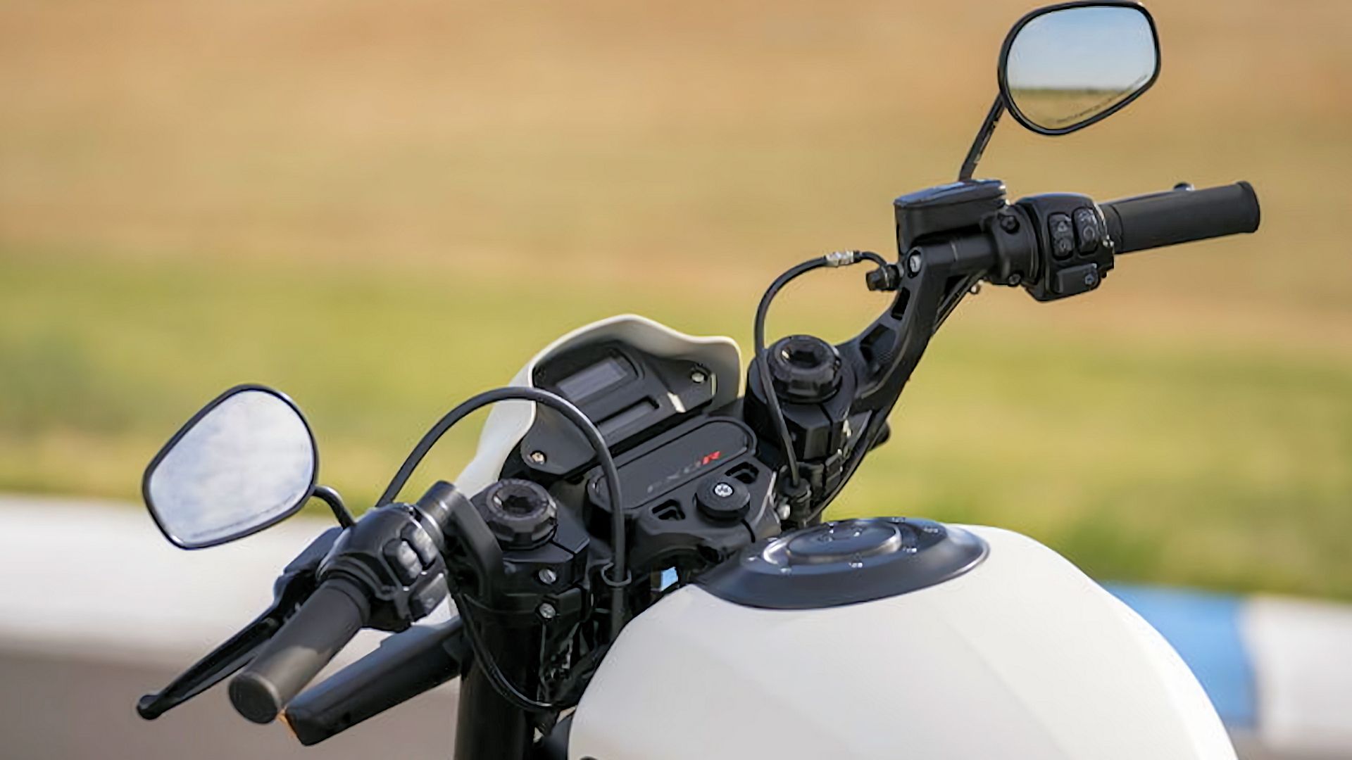 The FXDR 114 Is The Fastest 5-Year-Old Harley-Davidson Cruiser