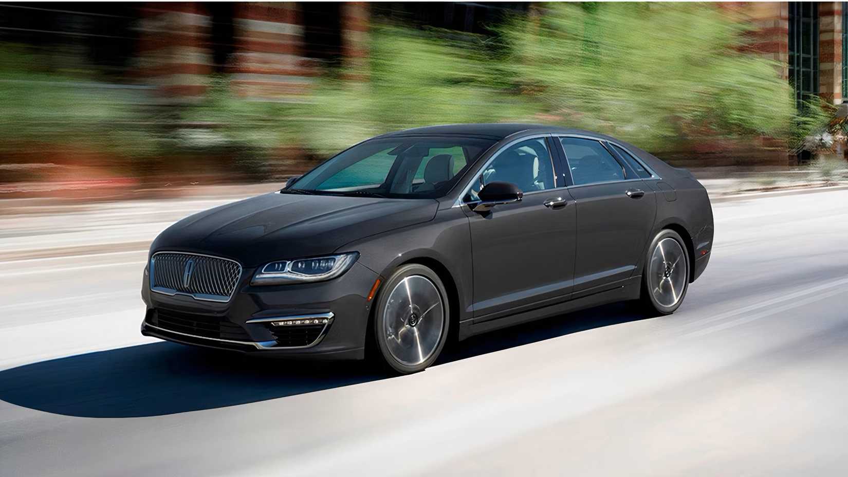 2019 Lincoln MKZ Hybrid front