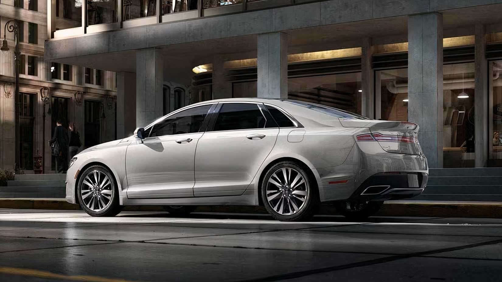 2019 Lincoln MKZ Hybrid rear