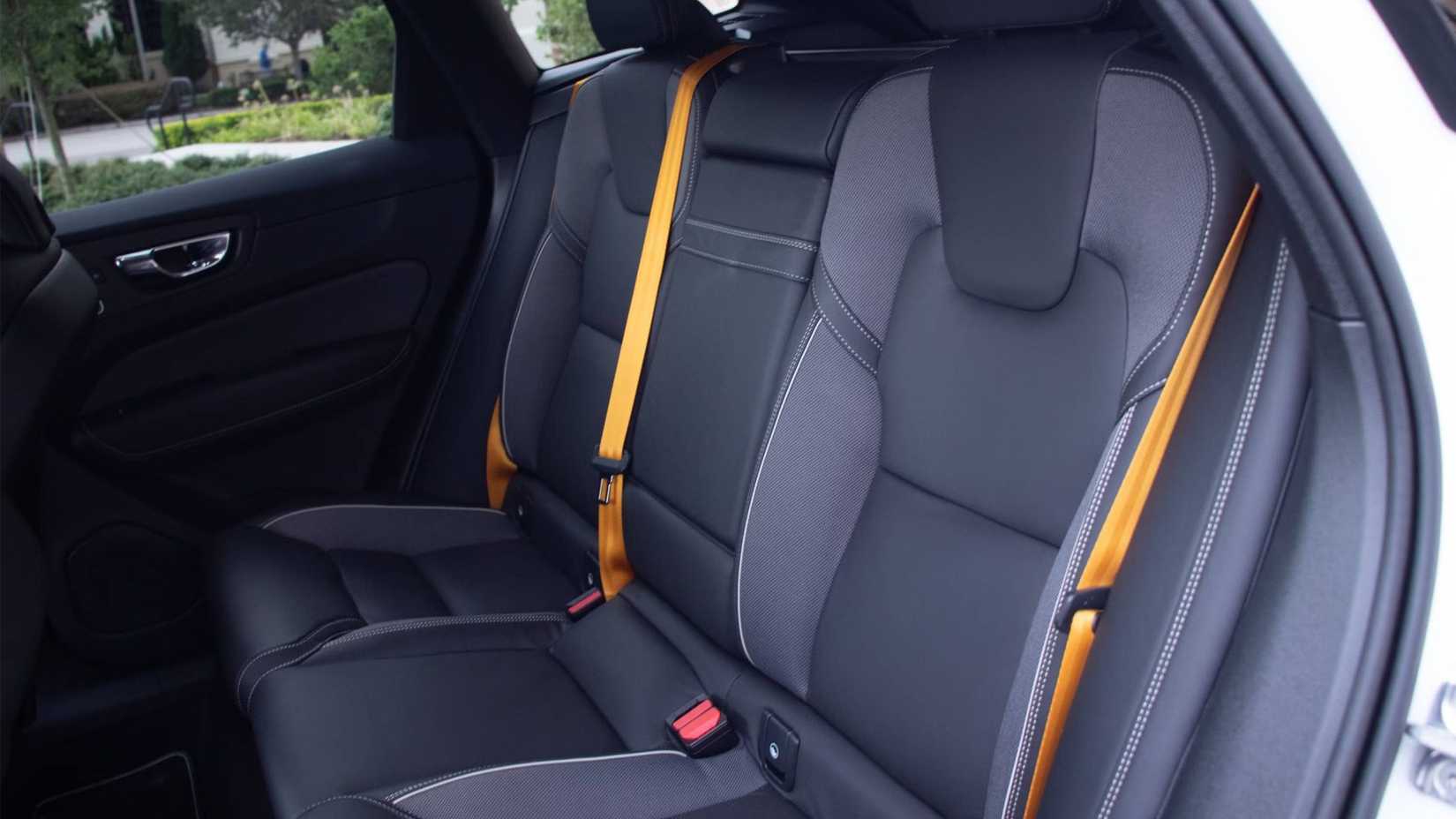 2019 Volvo XC60 Hybrid Rear Seats