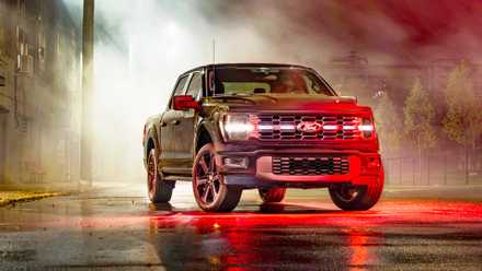 Frente do pacote Ford F-150 Lobo 2025