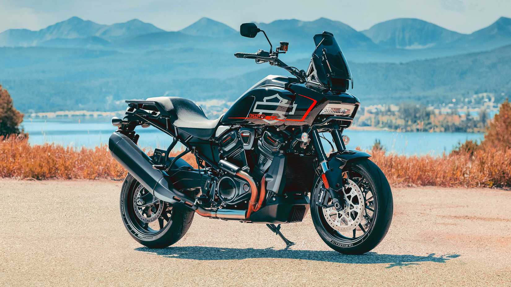 2025 Harley-Davidson Pan America 1250 ST static front quarter shot