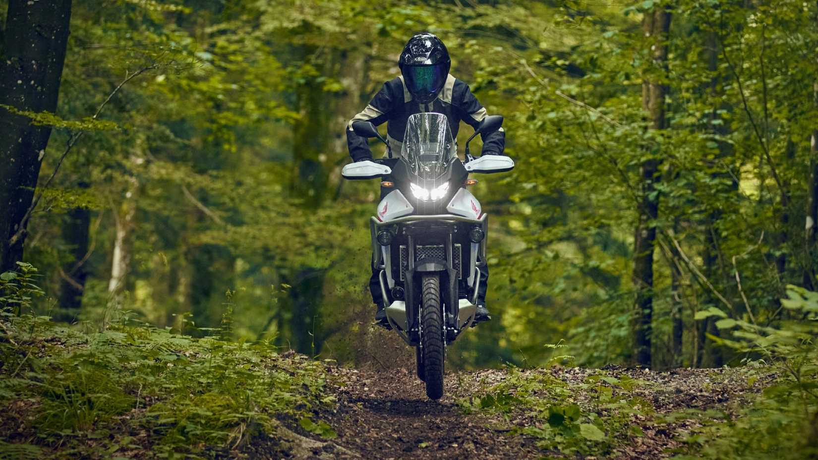 2025 Honda XL750 Transalp Salto