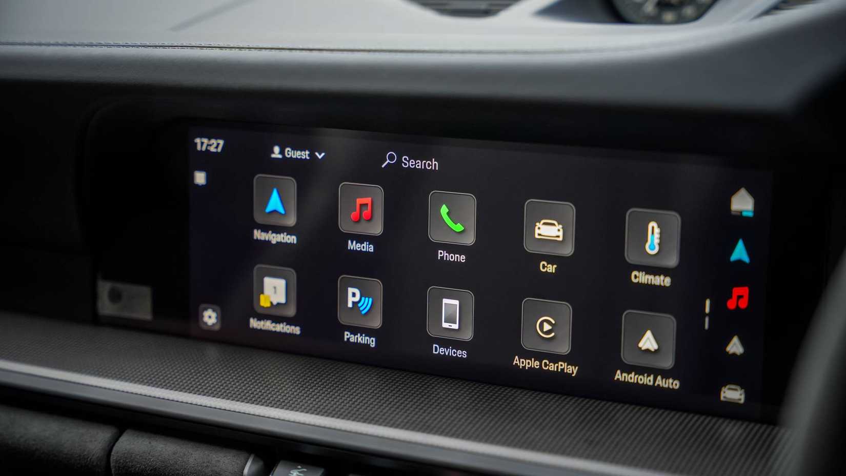 O infoentretenimento de 10,9 polegadas do Porsche 911 Carrera GTS 2025