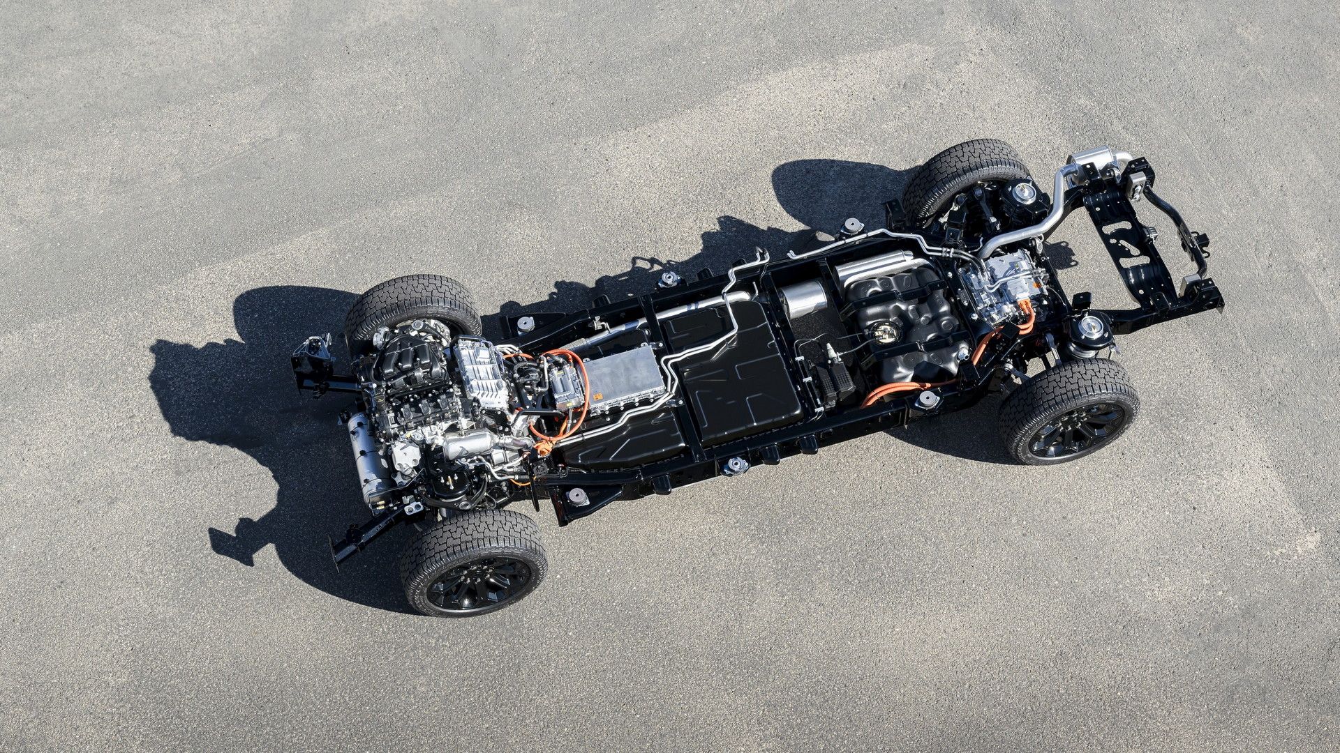 2026 Hemi V8 eTorque (3)