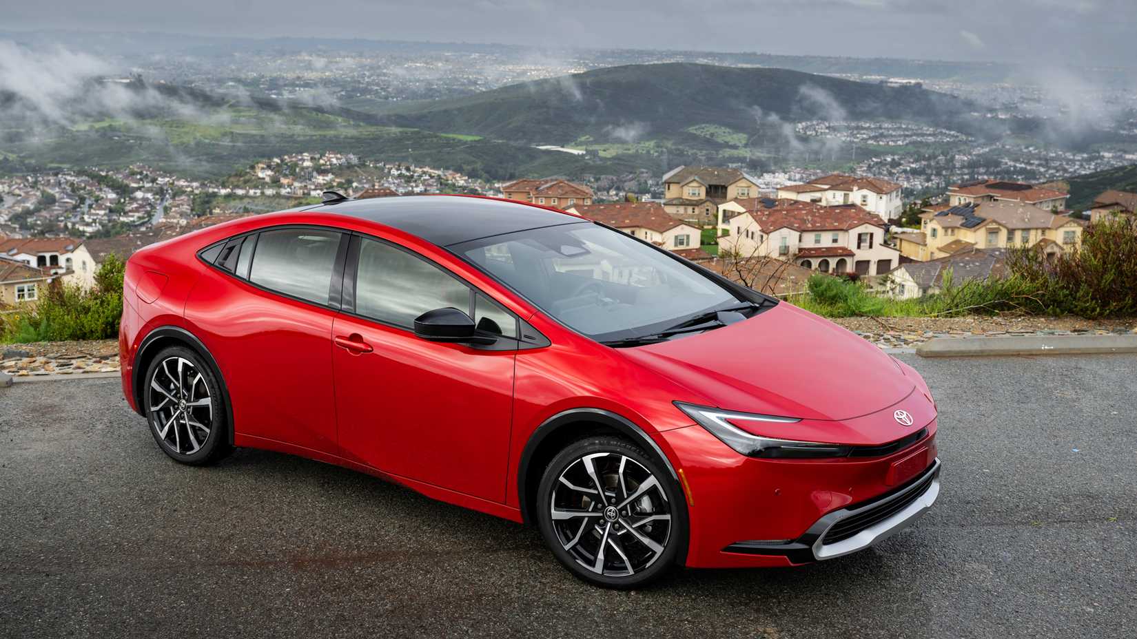 2026 Toyota Prius frente 3/4