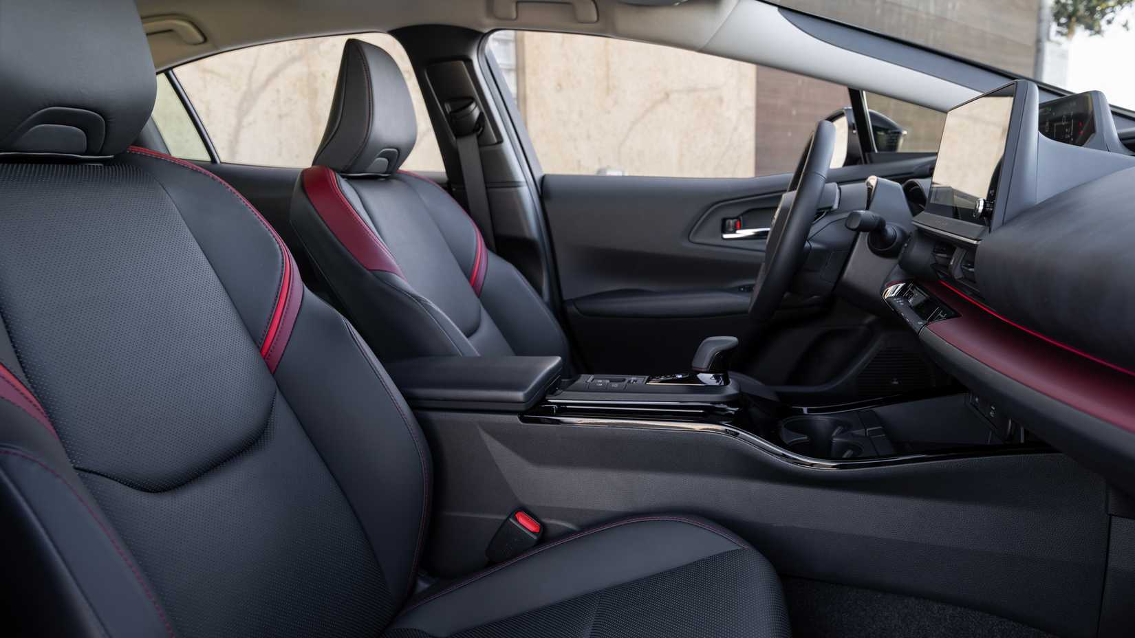 2026 Toyota Prius Plug-In Híbrido-16