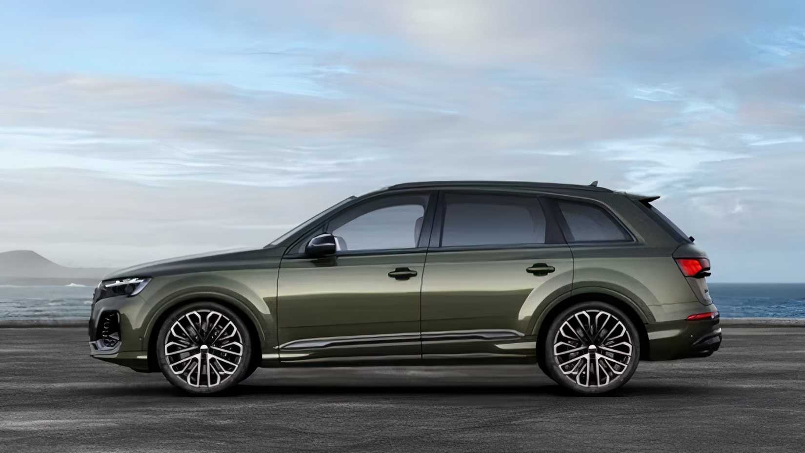 2025 Audi SQ7 in green side shot