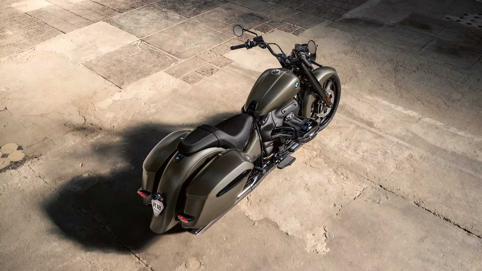 BMW R18 Roctane