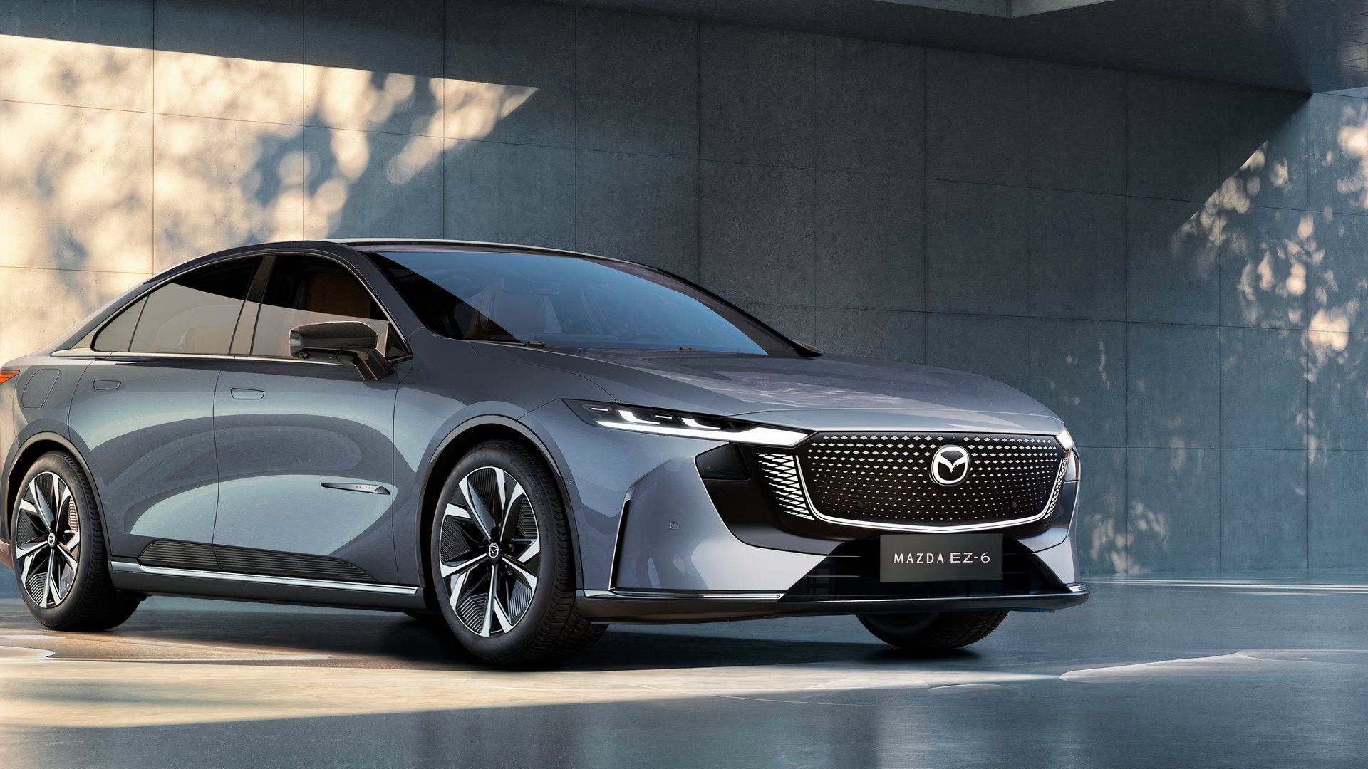 Frente Mazda 6e 2025