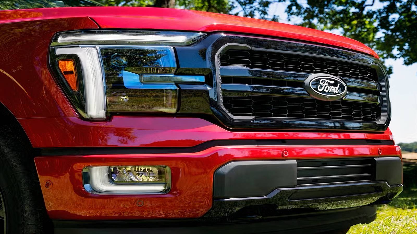 The Full-Size Truck That Gets Better Gas Mileage Than A Midsize